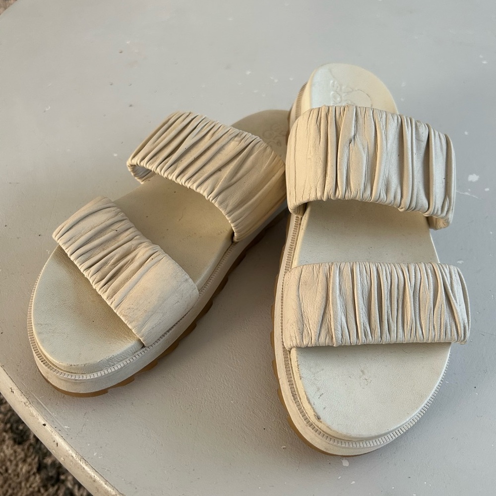 Sorel Roaming Two- straps leather slides